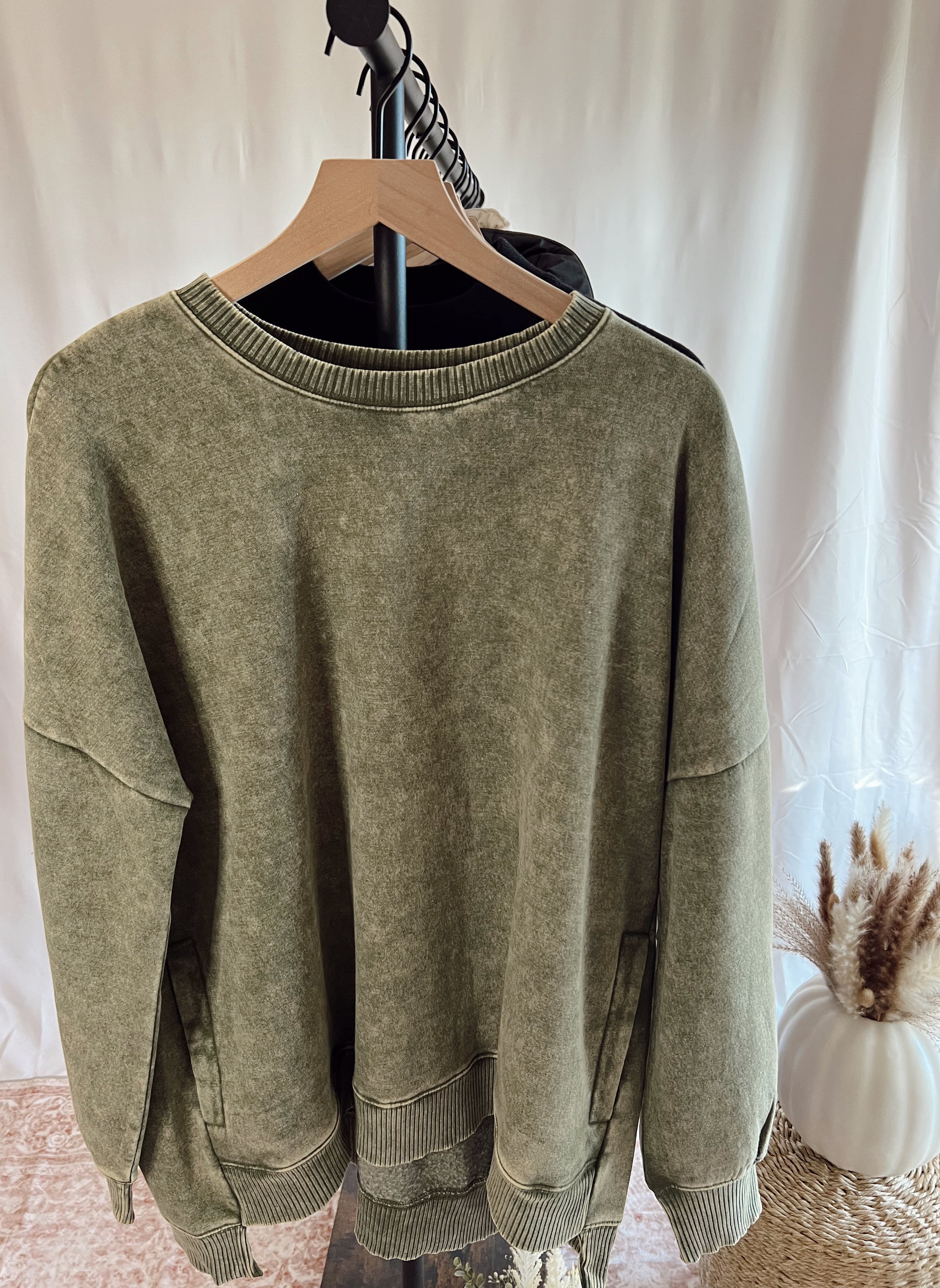 Green Acid Washed Sweatshirt